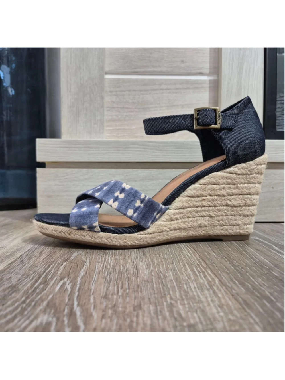 Women's TOMS Blue Denim Espadrille Wedge Sandals 7.5